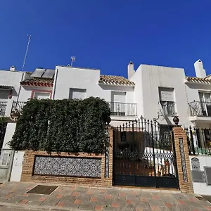 https://casa-adosada-los-boliches.es-andalucia.com